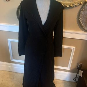 Daisy Fuentes black sweater duster